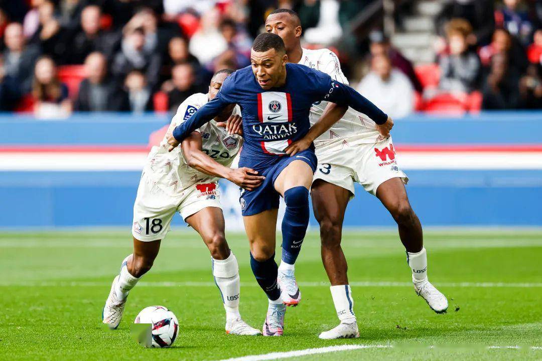 里尔前锋受伤复出，期待再次展现出色表现的简单介绍