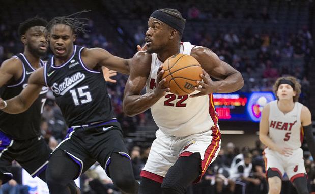 等待着明天的比赛，期待一场爆冷大战！