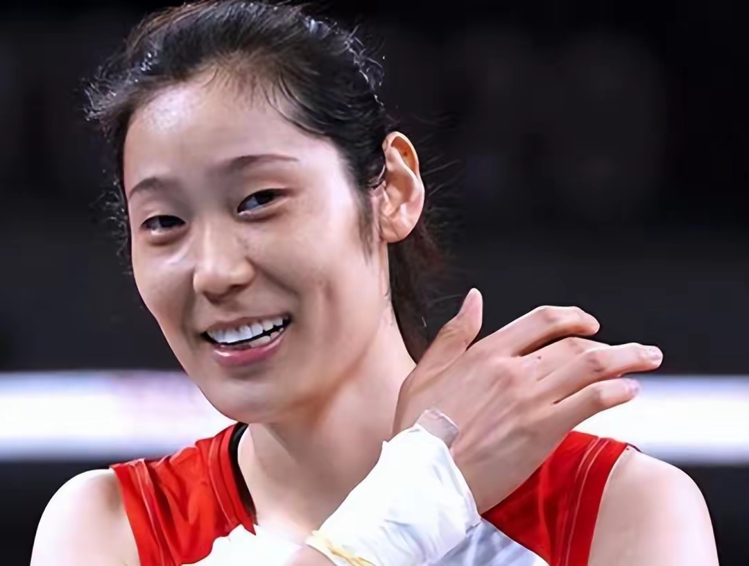 震撼!朱婷在游泳赛场终止连败! 震撼!朱婷在游泳赛场终止连败!